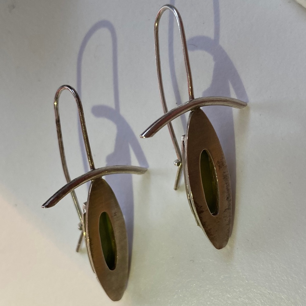 Handcrafted pendant earrings with interchangeable coloured centre - Y2K